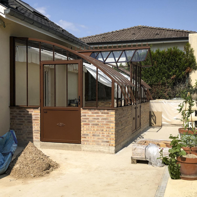 Serre à l'ancienne MONTESQUIEU largeur 2.80 m sur muret