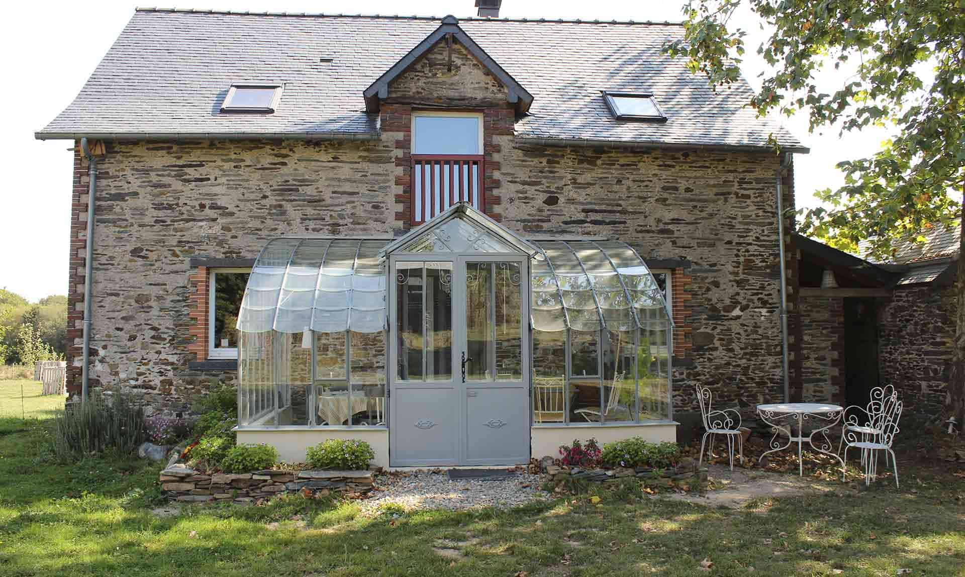 Montesquieu adossée